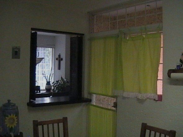 COMEDOR VISTA A LA COCINA