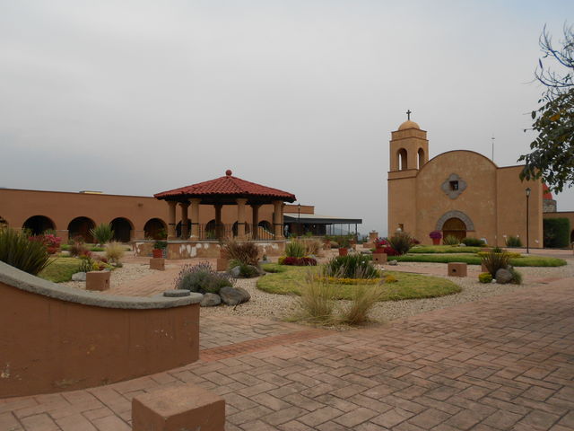 IGLESIA EN FRACC